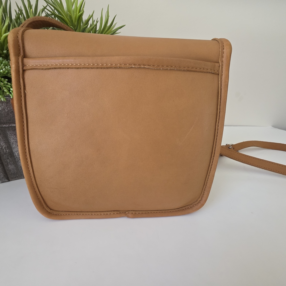 Vintage Coach Companion Flap Crossbody Bag Camel Glove Tanned Leather - Picture 3 of 15